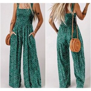 LUXVEER Womens M Jumpsuit Romper Floral Smocked Wide Leg Flowy Boho Feminine FAB